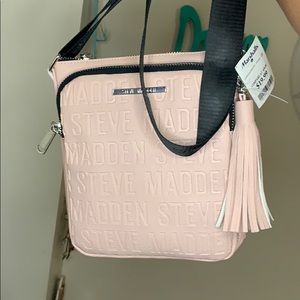 Steve Madden purse .